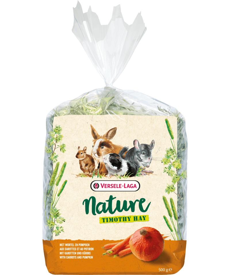 Feno Nature Timothy Hay Carrot Pumpkin Versele-Laga - feno premium com cenoura e abóbora para coelhos e roedores